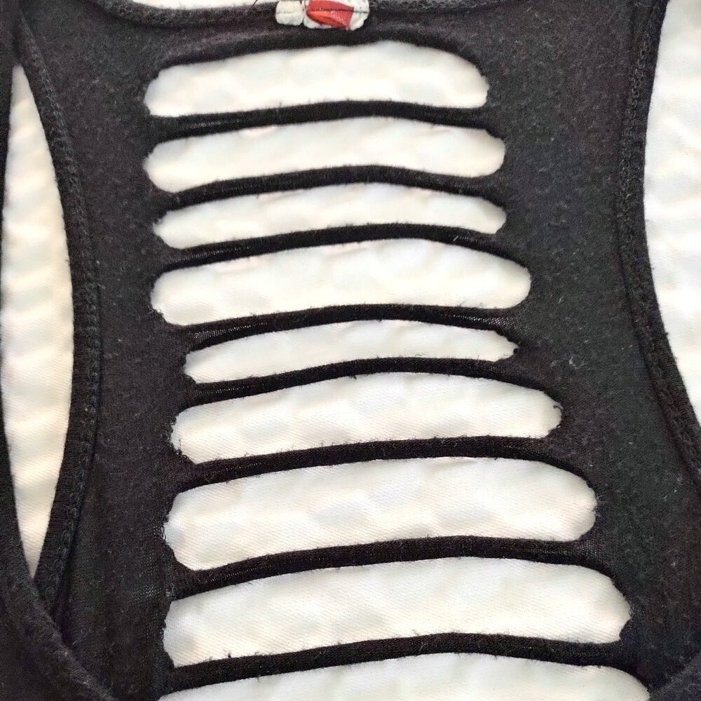 Sexy slashback long tank. Size Medium. Great condition.